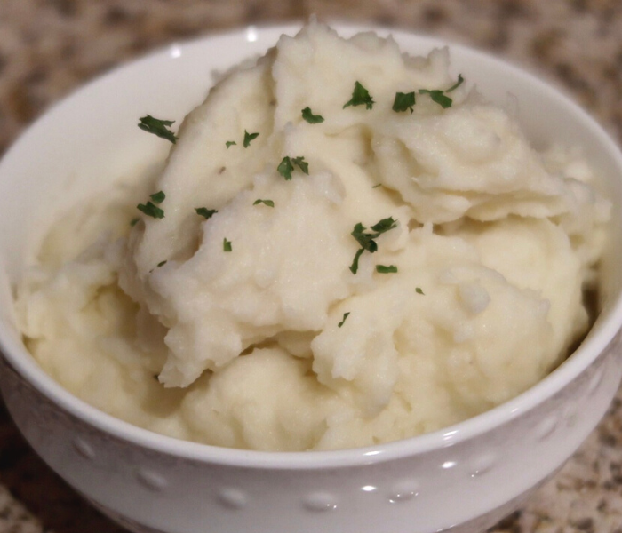 Homemade Buttery Mashed Potatoes Recipe