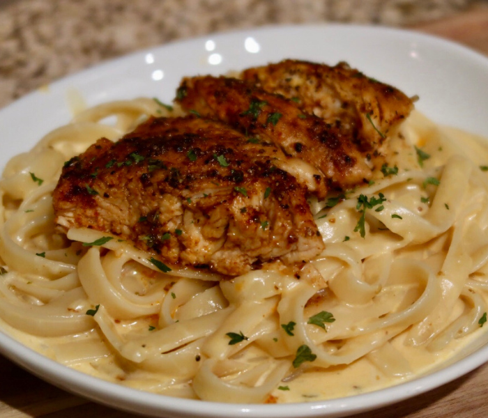 Yummy Chicken Alfredo Fettucine Recipe