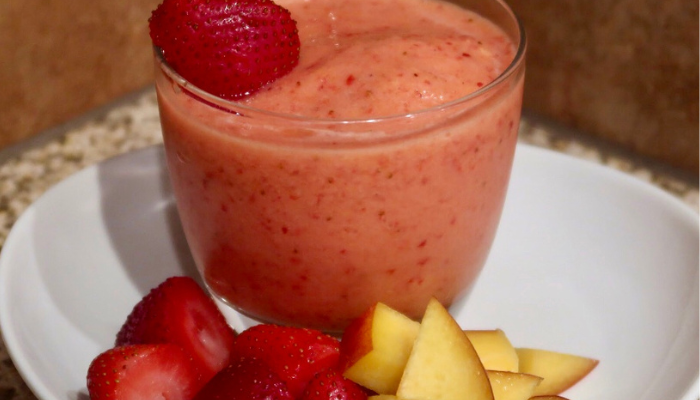 Strawberry & Nectarine Smoothie Recipe