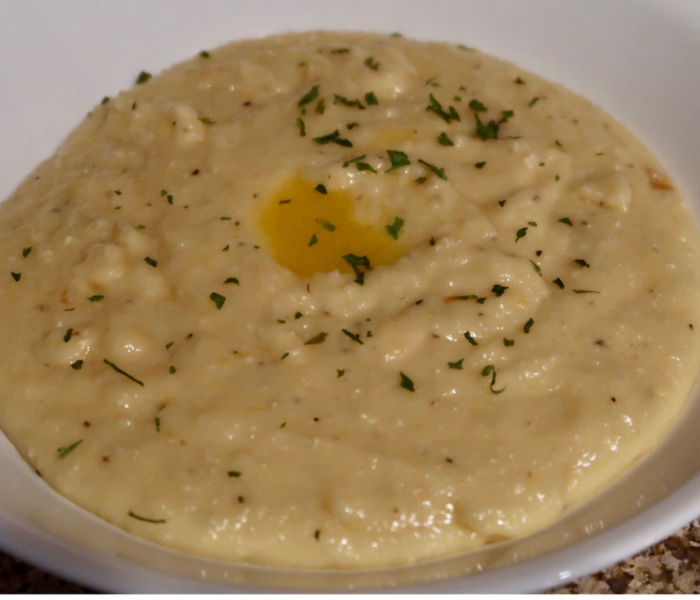 Smoked Gouda & Cheddar Cheese Grits Recipe