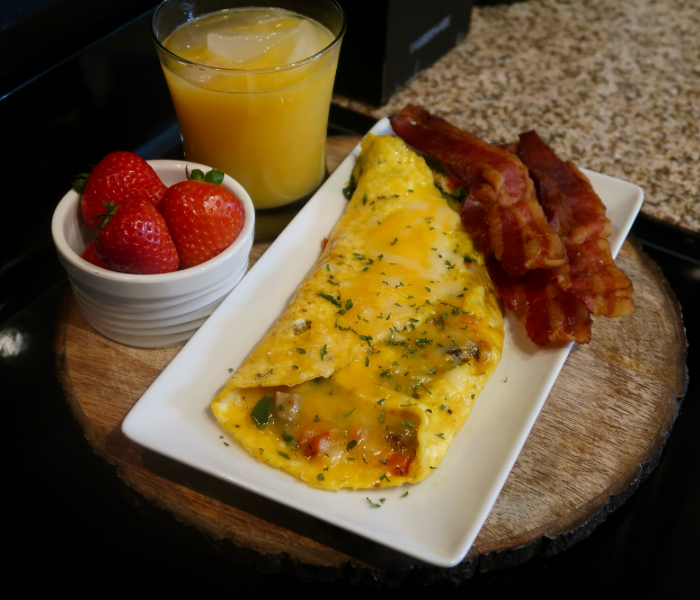 Cheesy Veggie Omelet