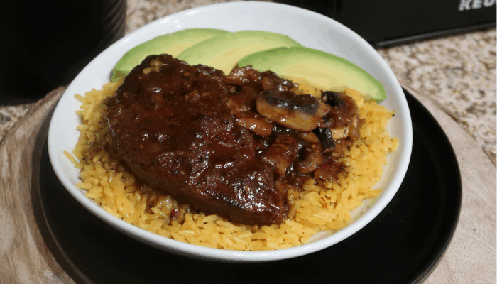 Smothered Steak & Mushrooms