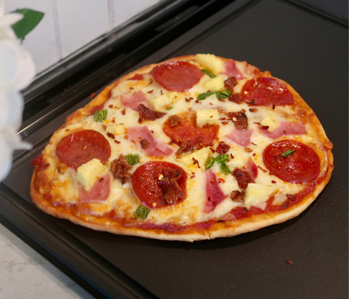 Hawaiian Flatbread Pizza